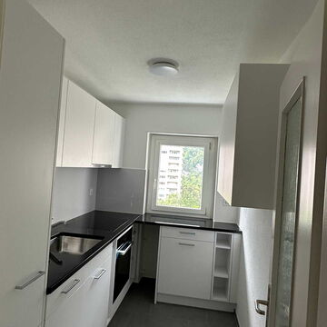 3-Zimmer Wohnung Küchenfront